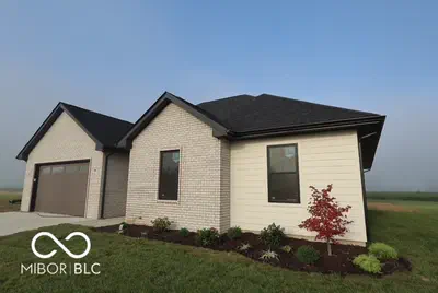 3888 Autumn Way, Seymour - 6