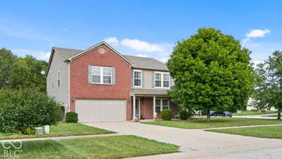 1124 E McClarnon Drive, Greenfield