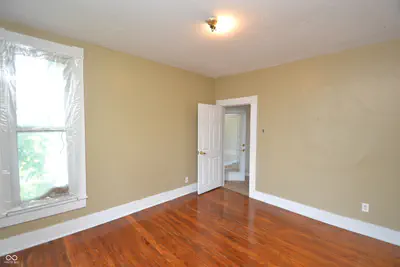 404 Main, Tipton - 28