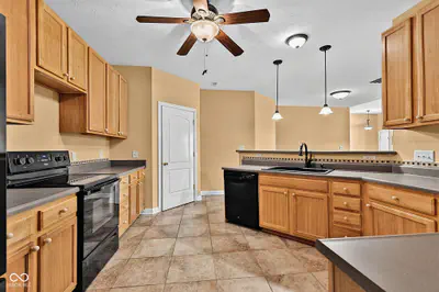 4003 Storrow Way, Westfield - 2