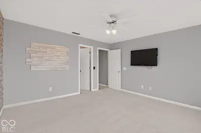 5413 Gainesway Drive, Greenwood - 56
