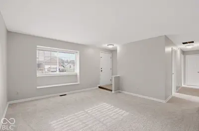 8528 Friendship Lane, Indianapolis - 3