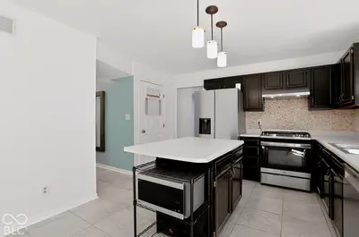 6802 Pleasant Run Parkway North Drive, Indianapolis - 12