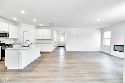 394 Eisenhower Street, Fortville - 25