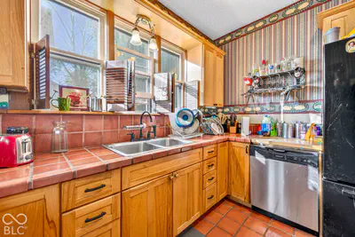 625 Chestnut Street, Seymour - 19