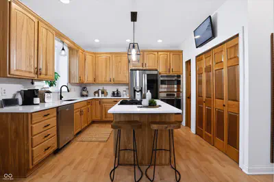 1020 Sunset Bay, Cicero - 13