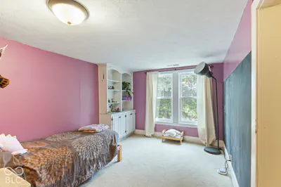 1922 W 246th Street, Sheridan - 28