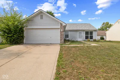 716 Rose Lane, Brownsburg