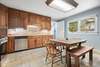 6802 Hillcrest Court, Indianapolis - 14
