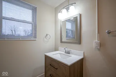 208 W Williams Street, Lebanon - 23
