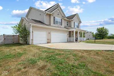 9471 Treyburn Lakes Drive, Indianapolis - 4