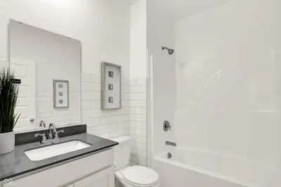 8834 Noble Heights Lane, Indianapolis - 11