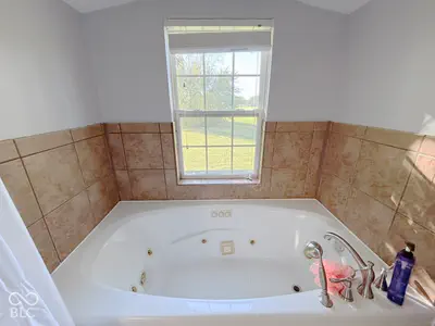 4404 S 50 W, Anderson - 26