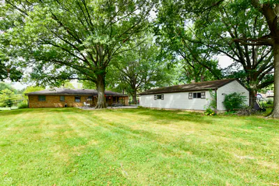 2051 Avon, Avon - 8