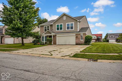 7807 Fox Glen Drive, Indianapolis