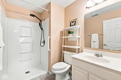 6126 Glebe Drive, Indianapolis - 12