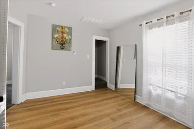 607 E 32nd Street, Indianapolis - 23