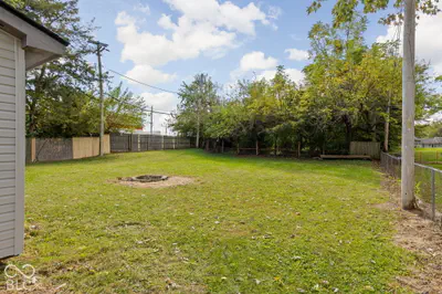 2223 74th Street, Indianapolis - 17