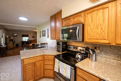 2725 W 40th Street, Anderson - 10