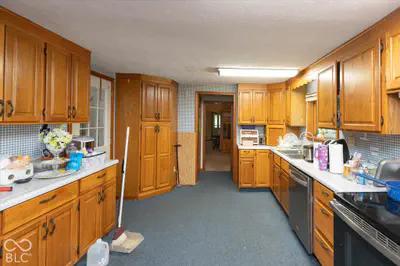 1255 N Franklin Road, Greenwood - 8