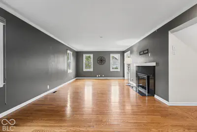 12416 Windsor Drive, Carmel - 9