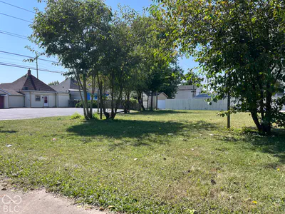 436 Spruce Street, Indianapolis - 2