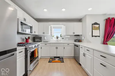 9009 Hamilton Road, Yoder - 14