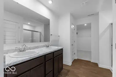8658 Hollander Drive, Camby - 4