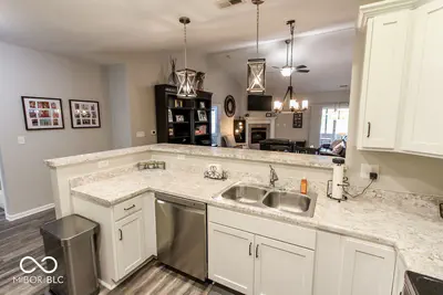 5604 Payne Boulevard, Plainfield - 7