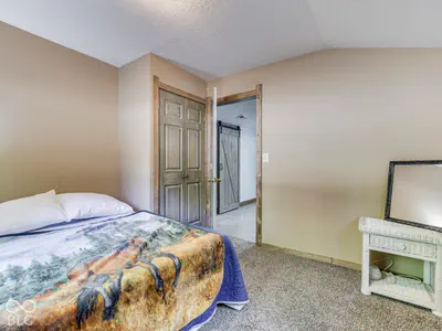 8285 Lilly Lane, Nineveh - 54