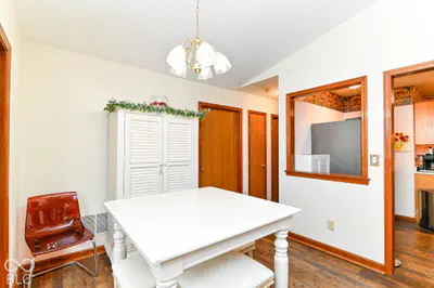 6381 Village Oak Court, Indianapolis - 10
