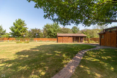 2460 Hickory Boulevard, Greenfield - 11