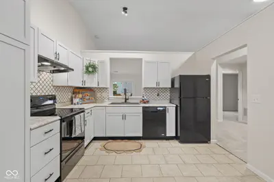 1585 Sweetwater Lane, Greenfield - 3
