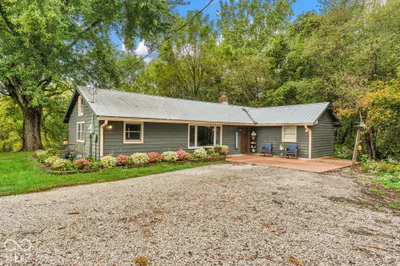 4344 Us Highway 40, Greencastle