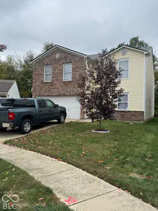 9118 Cardinal Flower Court, Indianapolis