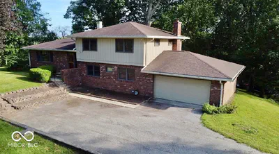 3 Golfview, Logansport