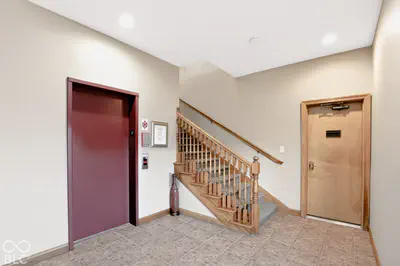 22 State Street, Greenfield - 60