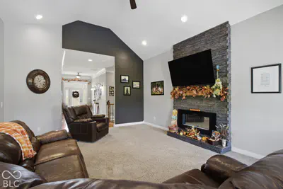 2532 Woodland Farms Drive, Columbus - 18