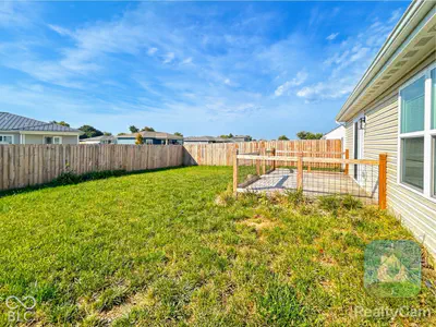 627 Derek Lane, Trafalgar - 57