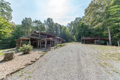 17399 State Road 58, Seymour - 49