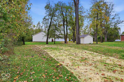 8727 800 Road, Indianapolis - 38