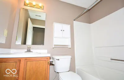 4537 Connaught East Drive, Plainfield - 21