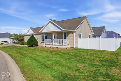 2020 Pin Oak Court, Shelbyville - 2