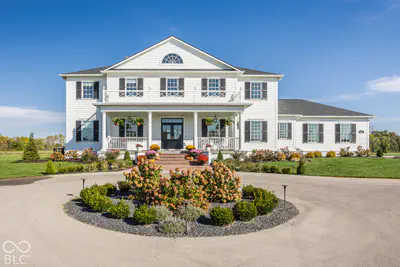 540 E 214th Street, Westfield