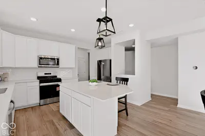 19060 Seaforth Way, Westfield - 30