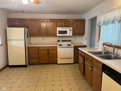 2010 Wheeler Court, Greensburg - 36