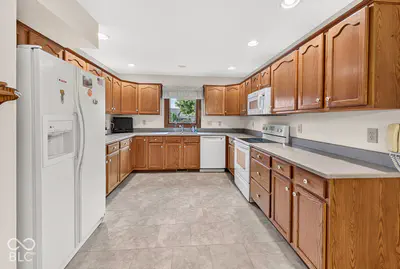 670 Brook Drive, Greenwood - 23