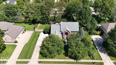 5786 Gyrfalcon Place, Carmel - 60