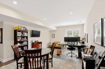 16450 Vintage Court, Westfield - 43