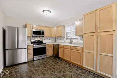 130 Rambling Road, Greenfield - 2